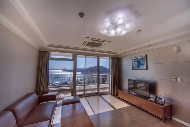 Green 40PY (General View, Randomly assigned bed or Ondol upon Check-in)