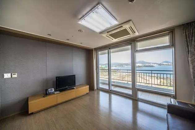 Orange 26PY (General View, Randomly assigned bed or Ondol upon Check-in)