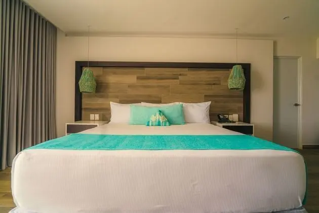 Deluxe Tek Büyük Yataklı Oda, 2 Çift Kişilik Yatak