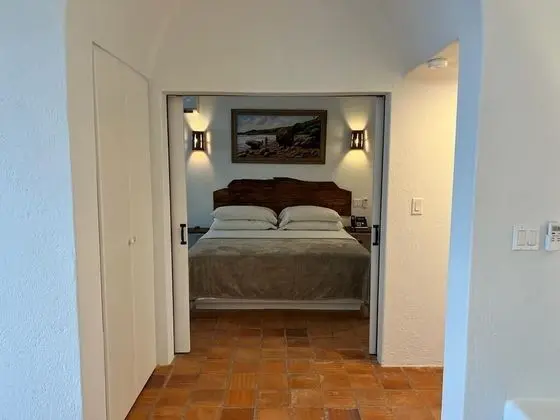 Oceanfront 1 Bedroom King