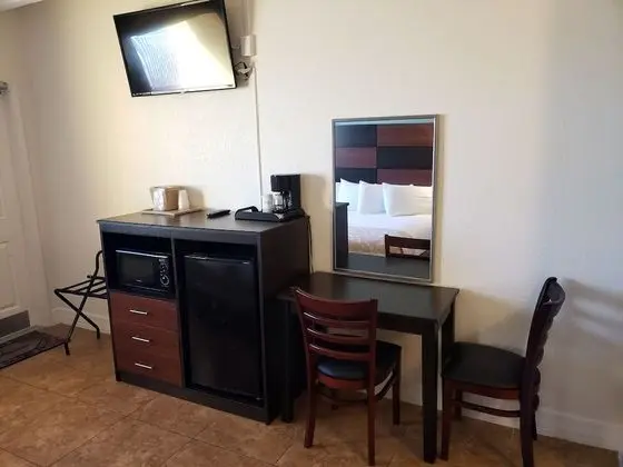 Standard Tek Büyük Yataklı Oda, 2 Çift Kişilik Yatak, Sigara İçilmez, Şehir Manzaralı