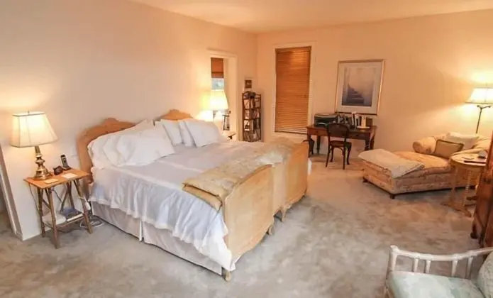 Ev, Birden Çok Yatak (Oceanfront Retreat)