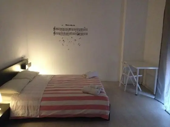 Üç Kişilik Oda