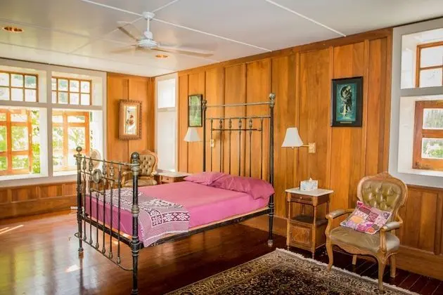 Luxury Tek Büyük Yataklı Oda, Banyolu/Duşlu (Rose Room)