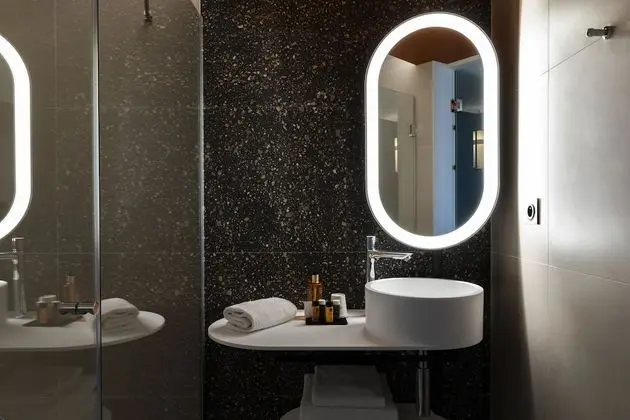 Deluxe Tek Büyük Yataklı Oda, 1 Büyük (Queen) Boy Yatak, Teras, Park Manzaralı