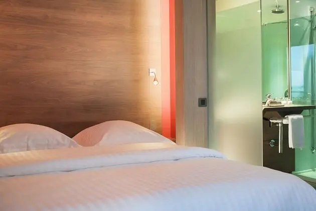Comfort Tek Büyük veya İki Ayrı Yataklı Oda
