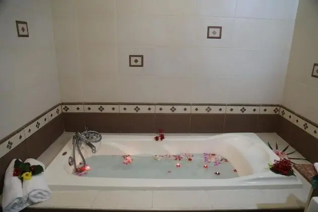 Deluxe Tek Büyük Yataklı Oda, Deniz Manzaralı, Okyanusa Sıfır