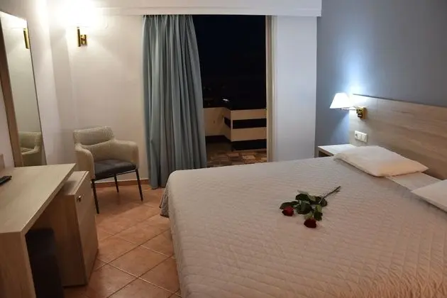 Superior Tek Büyük veya İki Ayrı Yataklı Oda, Deniz Manzaralı