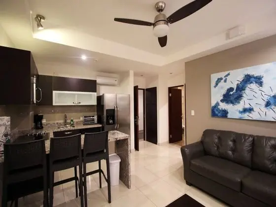 1BR KITCHEN SUITE W/Kitchen, Living room, 2 balconies