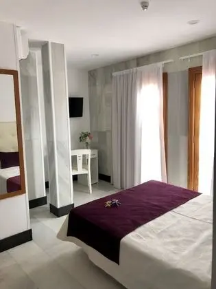Basic Tek Büyük Yataklı Oda