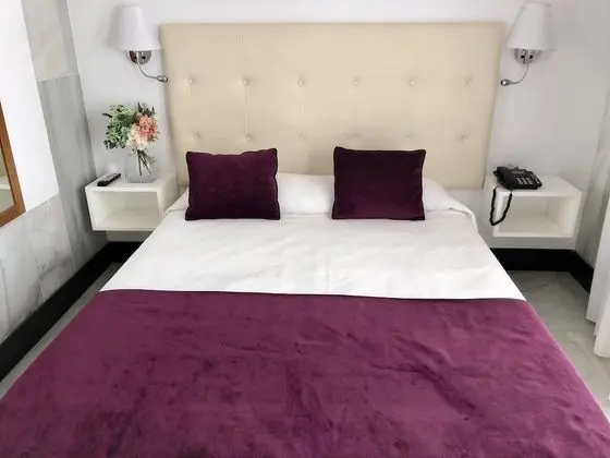 Basic Tek Kişilik Oda