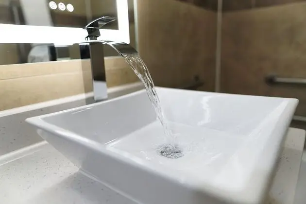 Deluxe Stüdyo, 1 En Büyük (King) Boy Yatak
