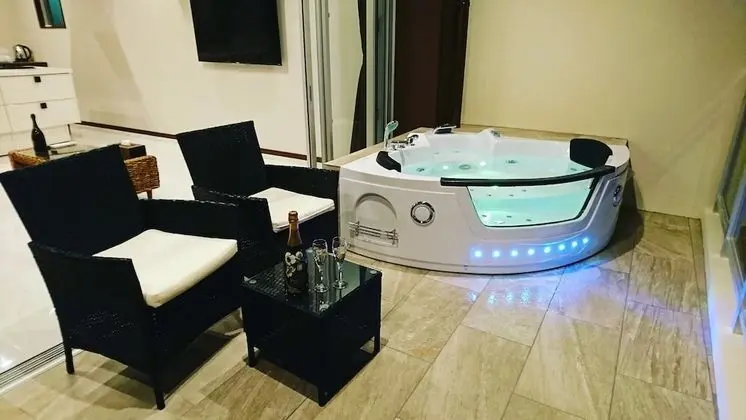 Oda, Okyanus Manzaralı (with Private Jacuzzi)