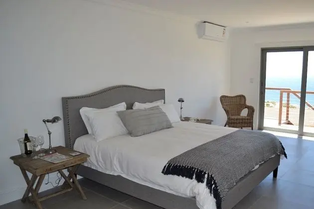 Deluxe Tek Büyük Yataklı Oda, 1 Yatak Odası, Deniz Manzaralı, Denize Bakan (Coral)