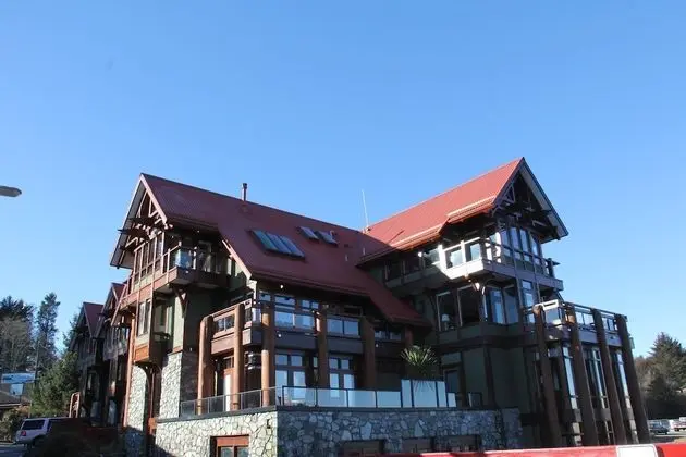 Apart Daire (Great Location in Waterfront Building)