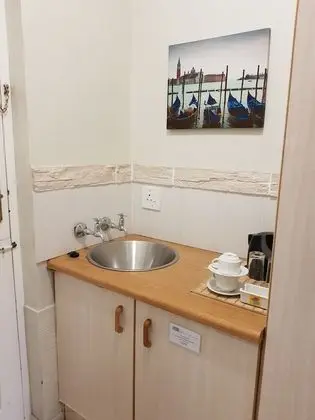 Tek Büyük Yataklı Oda (Block A)