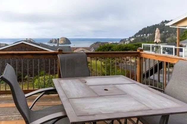 Ev, Birden Çok Yatak (Oceanside Vista)