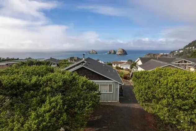 Ev, Birden Çok Yatak (Oceanside Vista)