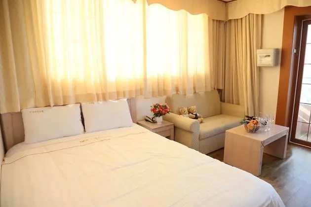 Standard Tek Büyük Yataklı Oda (15PY, extra person fee over 3 people)
