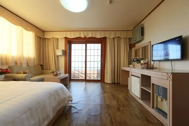 Standard Tek Büyük Yataklı Oda (15PY, extra person fee over 3 people)