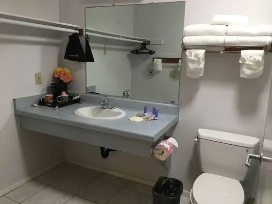 Deluxe Oda, 1 En Büyük (King) Boy Yatak, Sıcak Su Küveti (Includes one free parking)