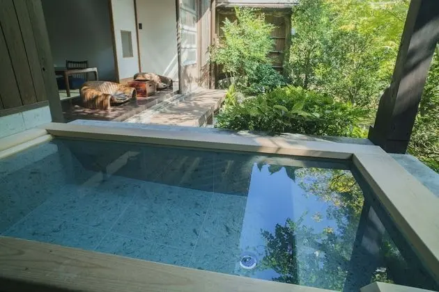 Traditional İki Ayrı Yataklı Oda (Japanese-Style, Open-Air Bath)