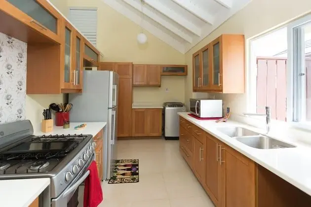 Elite Villa, 3 Yatak Odası, Mutfak, Bahçe Manzaralı