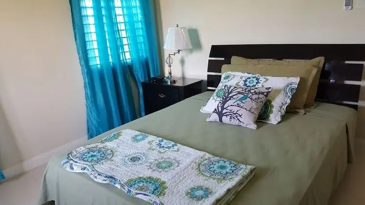 Family Villa, 3 Yatak Odası, Bahçe Manzaralı, Avlu