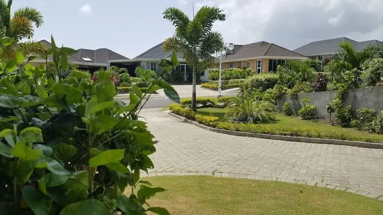 Family Villa, 3 Yatak Odası, Bahçe Manzaralı, Avlu