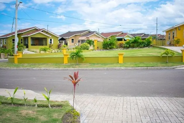 Family Villa, 3 Yatak Odası, Banyolu/Duşlu, Avlu Manzaralı