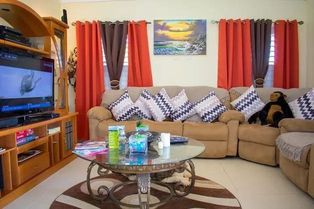 Luxury Villa, 3 Yatak Odası, 2 Banyolu