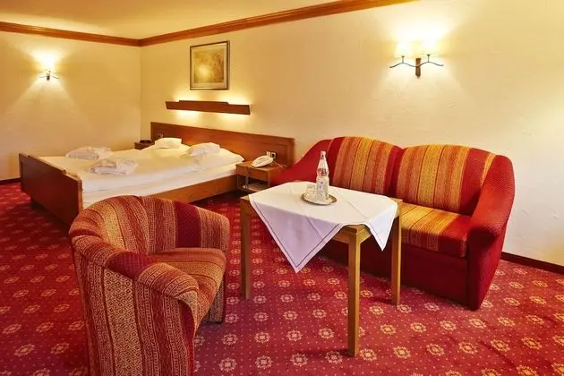 Classic Tek Büyük Yataklı Oda