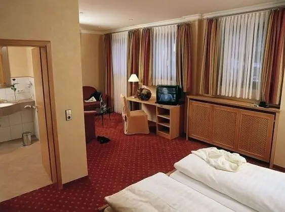 Comfort Tek Büyük Yataklı Oda