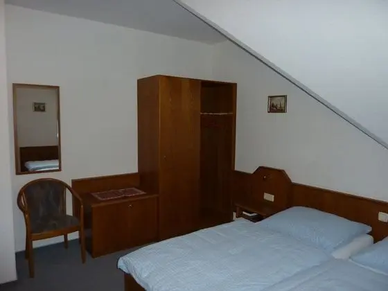 Comfort Tek Büyük Yataklı Oda