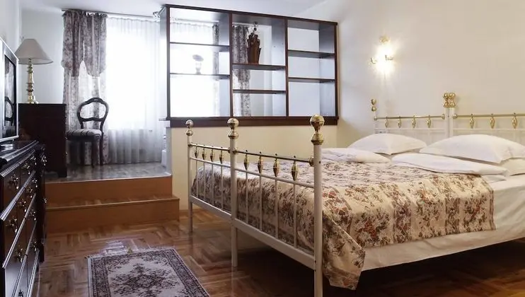 Superior Tek Büyük veya İki Ayrı Yataklı Oda