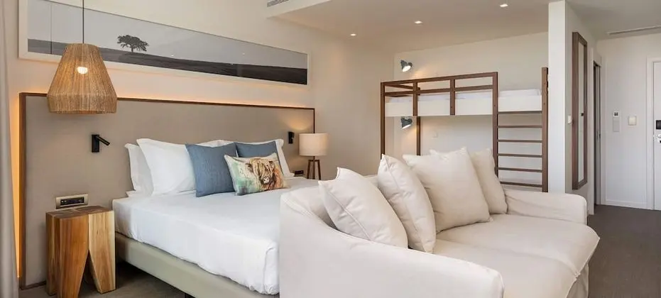 Bunkbed Terrace Room
