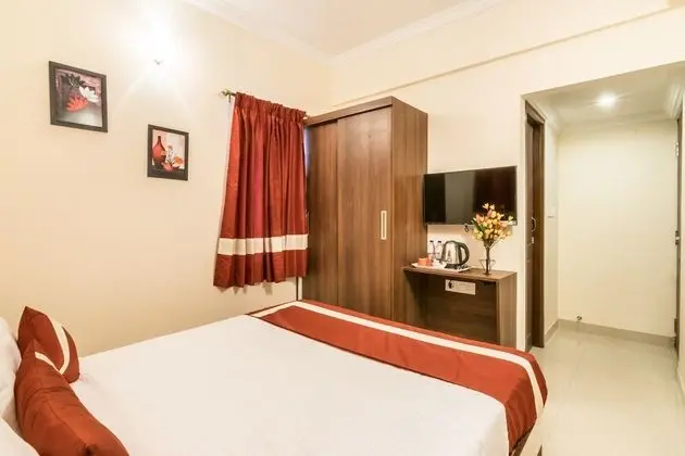 Deluxe Tek Büyük Yataklı Oda, 1 Çift Kişilik Yatak, Sigara İçilmez, Şehir Manzaralı