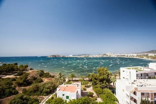 Deluxe Tek Büyük Yataklı Oda, Deniz Manzaralı
