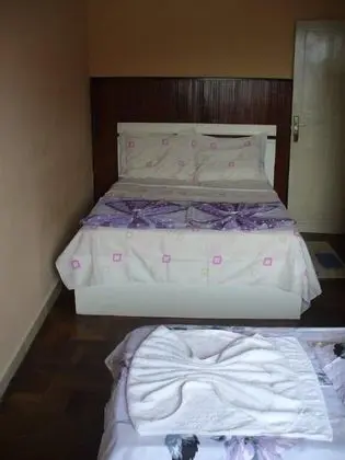 Üç Kişilik Oda