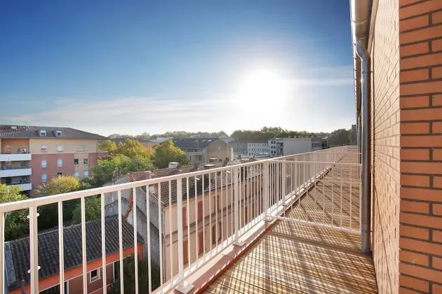 Stüdyo, Balkon