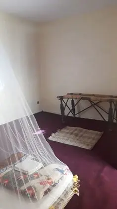 Traditional Tek Büyük Yataklı Oda