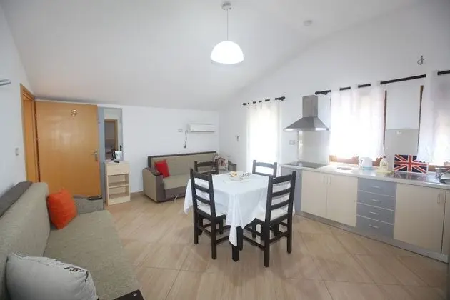 Apart Daire, 2 Yatak Odası, Balkon