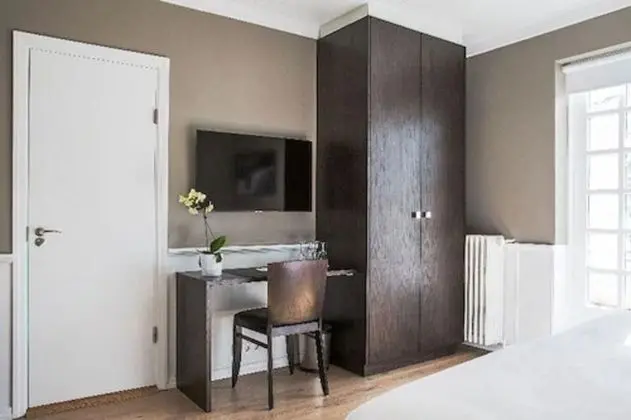 Deluxe Tek Büyük Yataklı Oda