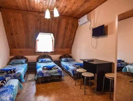 Economy Üç Kişilik Oda