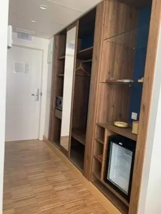 Tek Büyük Yataklı Oda