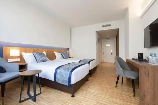 Tek Büyük Yataklı Oda