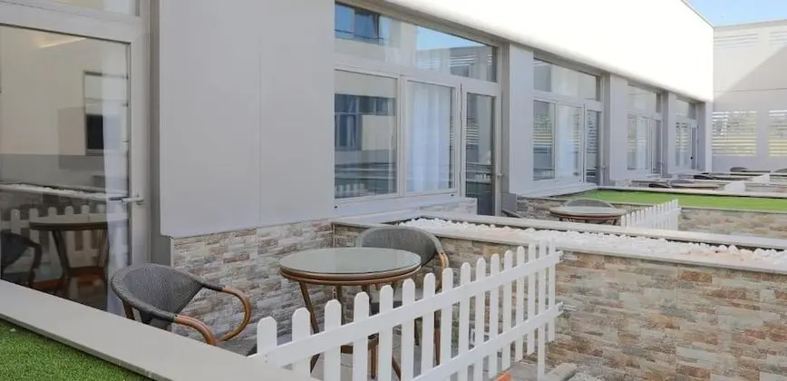 Tek Büyük Yataklı Oda, Teras