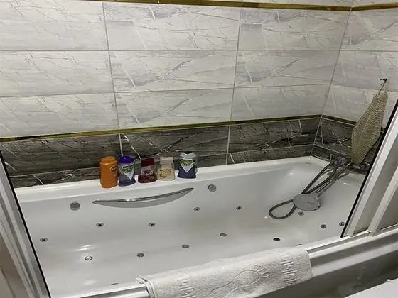 Suite, Şehir Manzaralı, Jakuzili