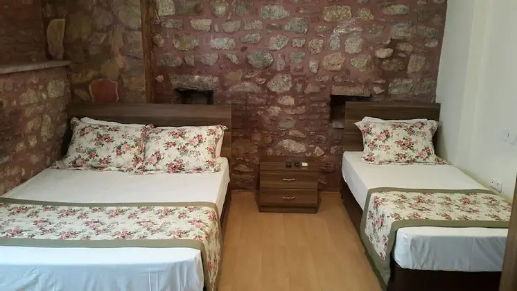 Standard Üç Kişilik Oda