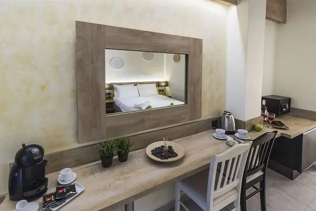 Deluxe Tek Büyük Yataklı Oda, Balkon, Deniz Manzaralı